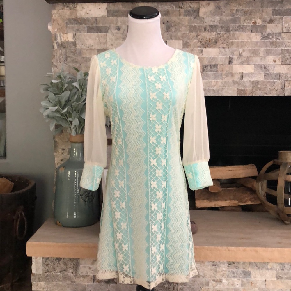 Lace 3/4 Sleeve Mod Dress, Mint, Medium
